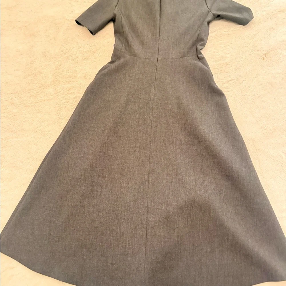 Zara Gray Midi A-Line Dress with V-Neck - Picture 3 of 3